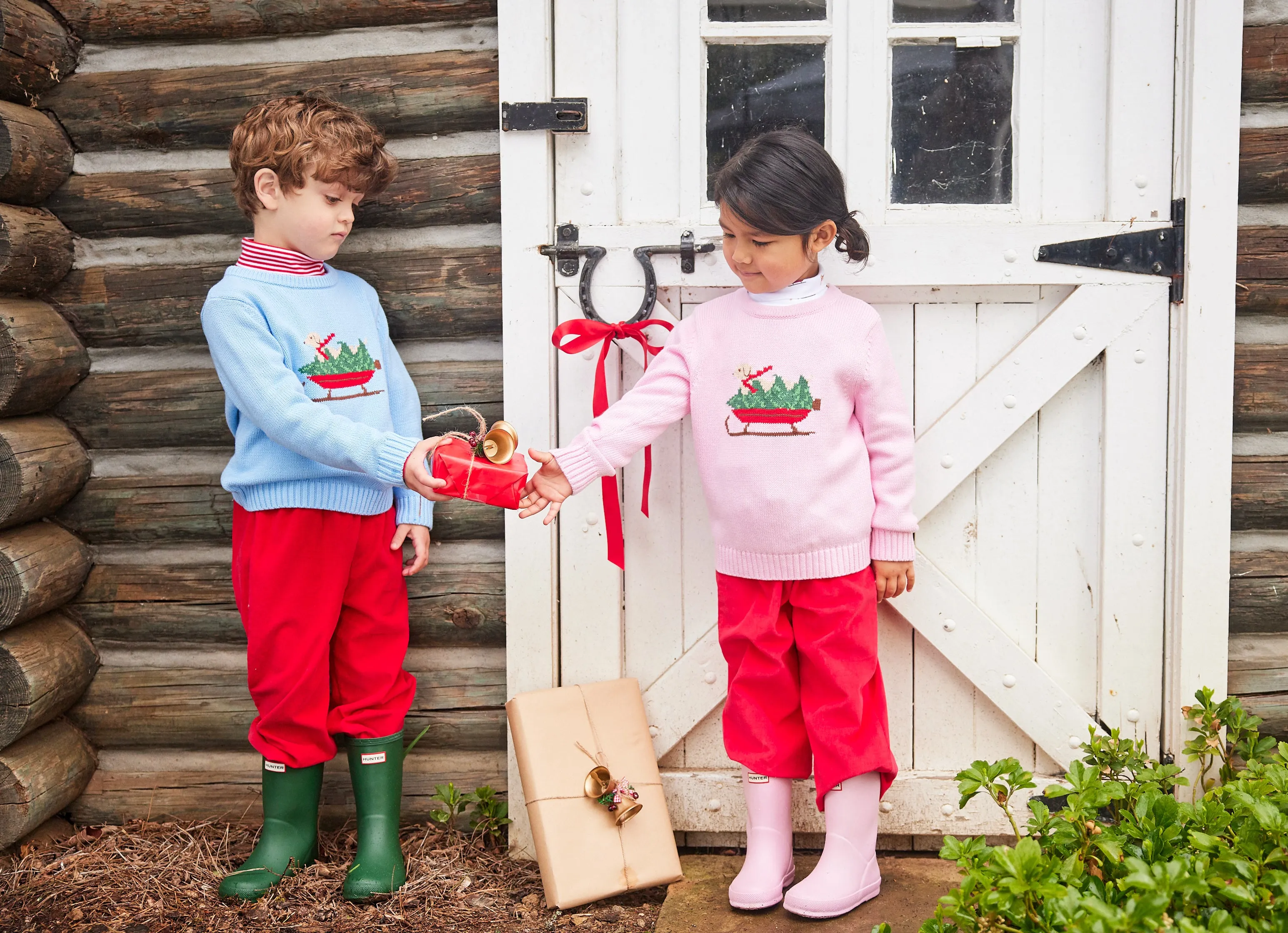 Intarsia Sweater - Pink Holiday Lab