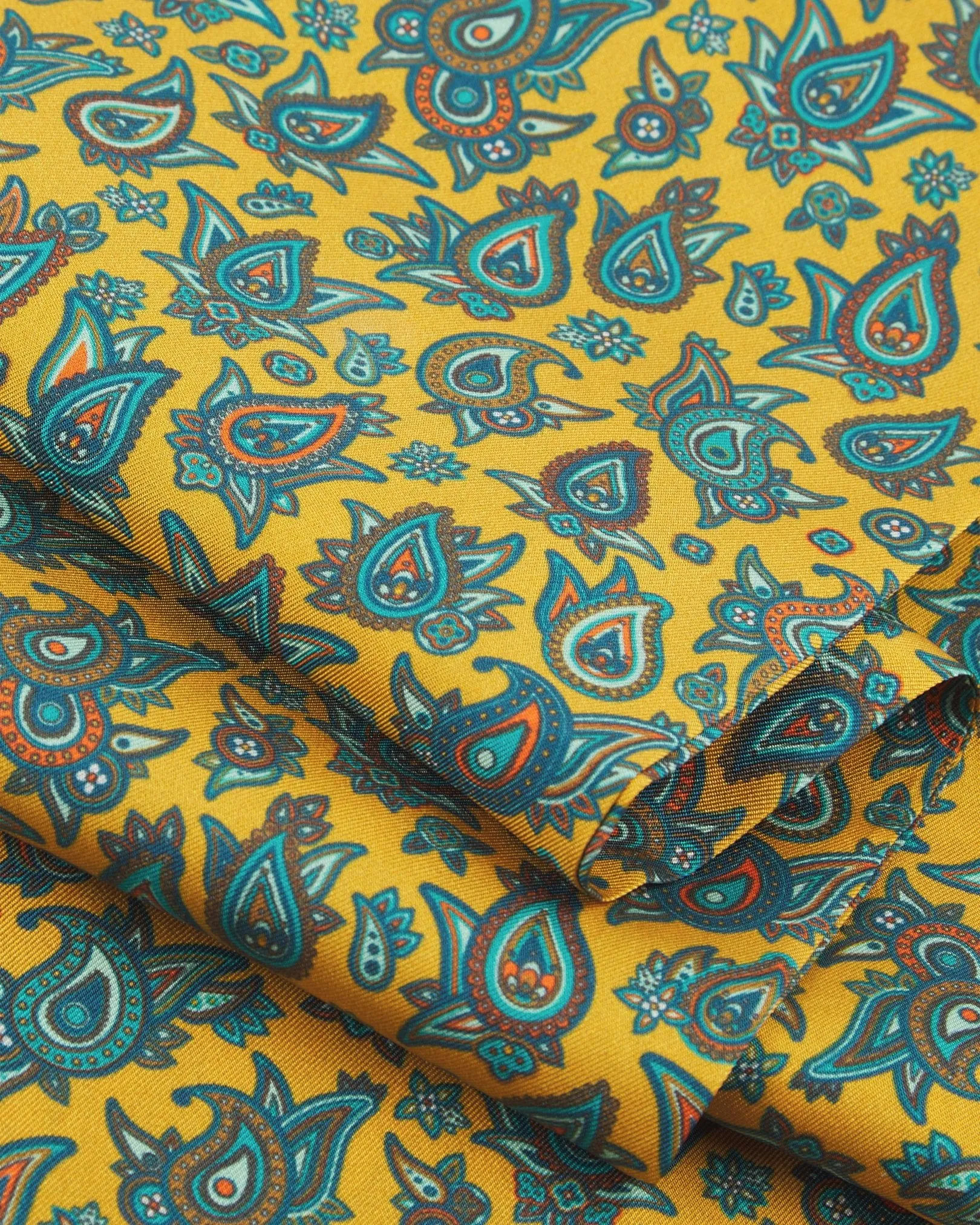 Men's Silk Paisley Scarf in Gold - The Buttermere