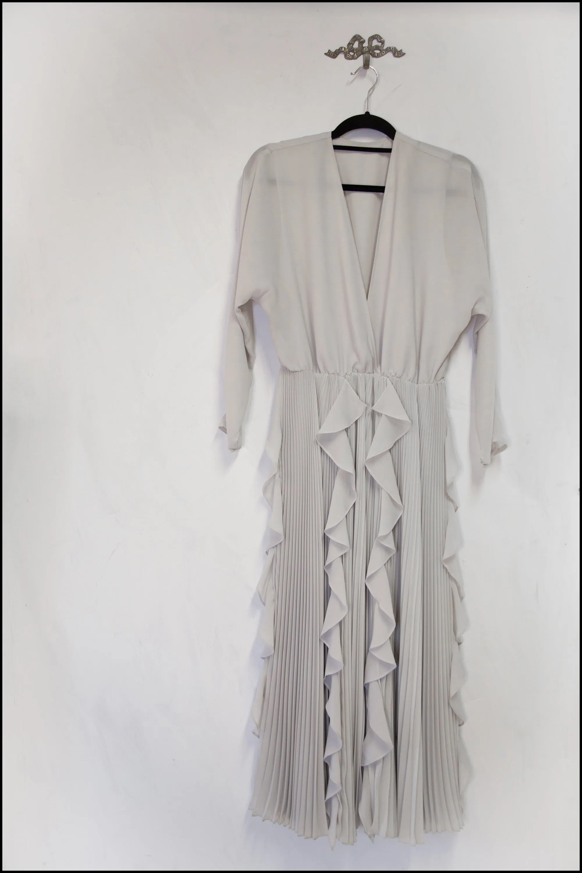 Vintage 1980s Dove Grey Pleated Dress